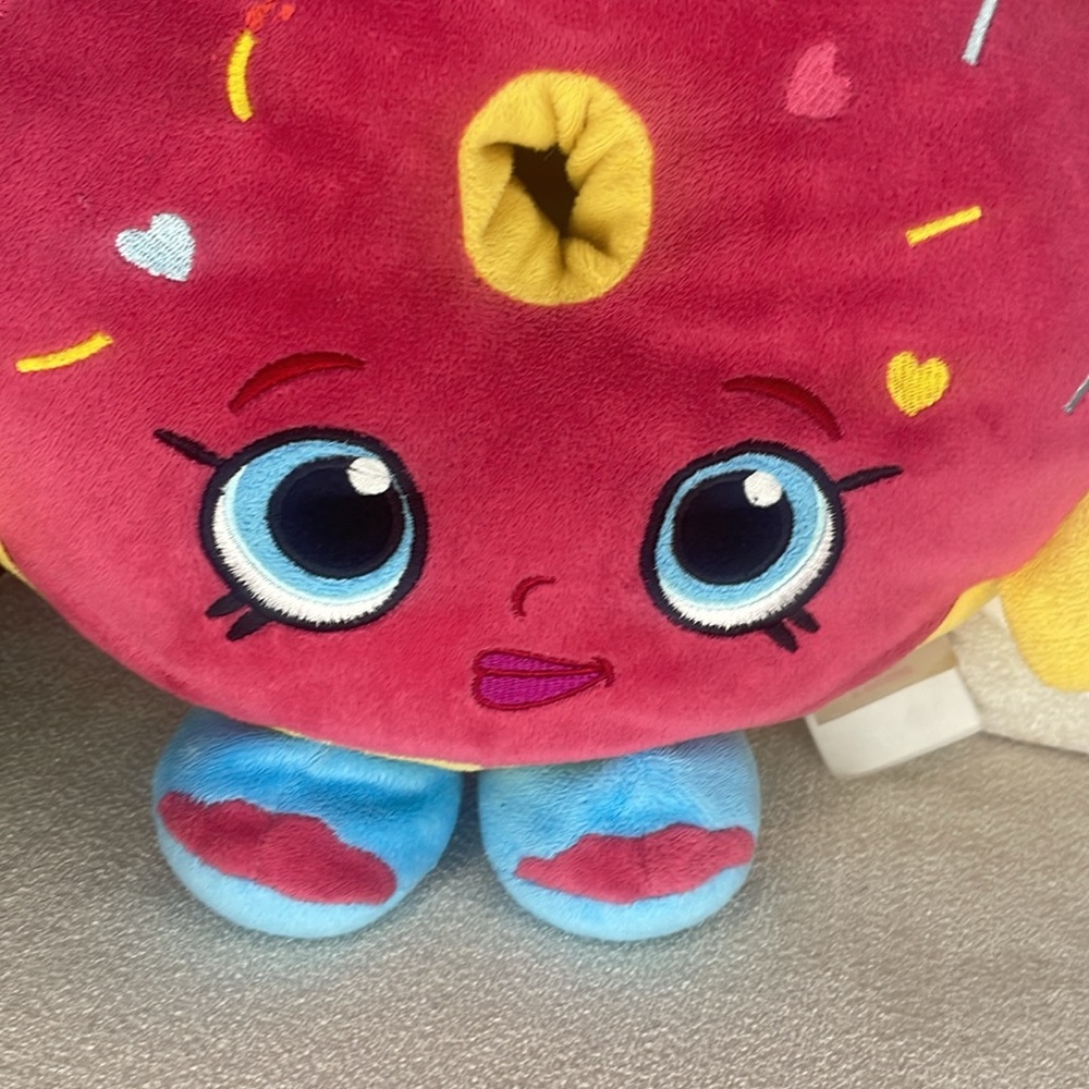 Shopkins Donut Plush D'Lish Hot Pink Embroidered 11" Stuffed Soft Toy by Moose